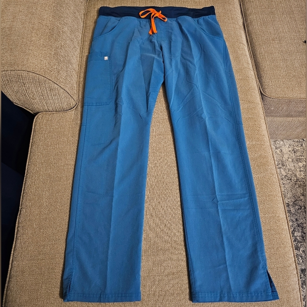 Figs Kade Cargo Blue Classic Straight Leg Scrub Pants Size XL Tall